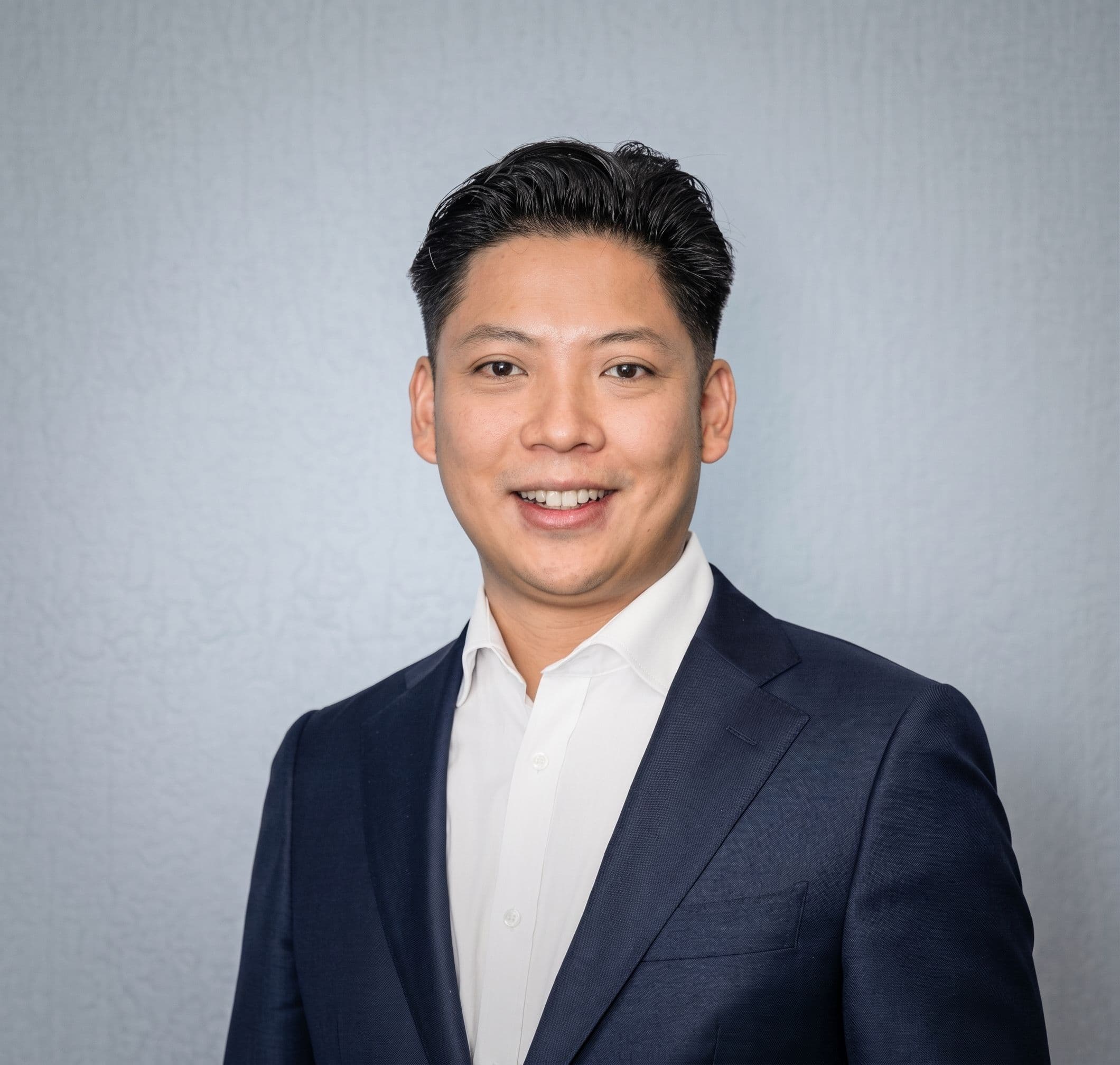 Photo of Dr. Alex Wong, DC
