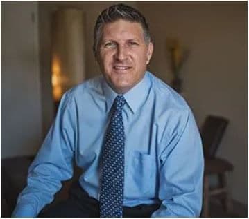 Photo of Dr. Marc Siemens, DC