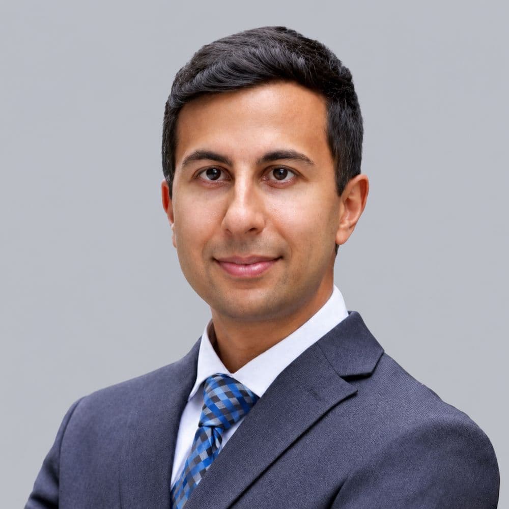 Photo of Dr. Naveed Mameghani, MD