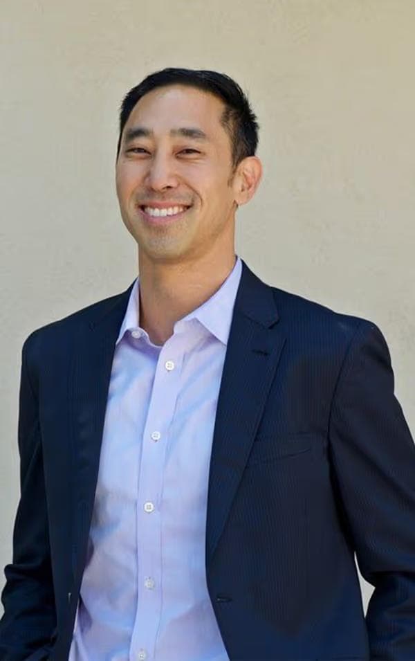 Photo of Dr. Dennis Yun, MD
