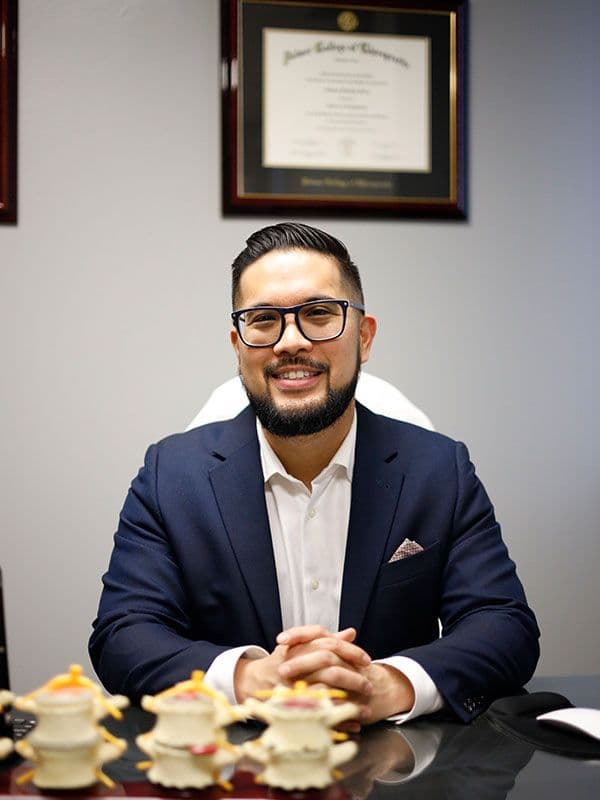 Photo of Dr. Steven Areta, DC